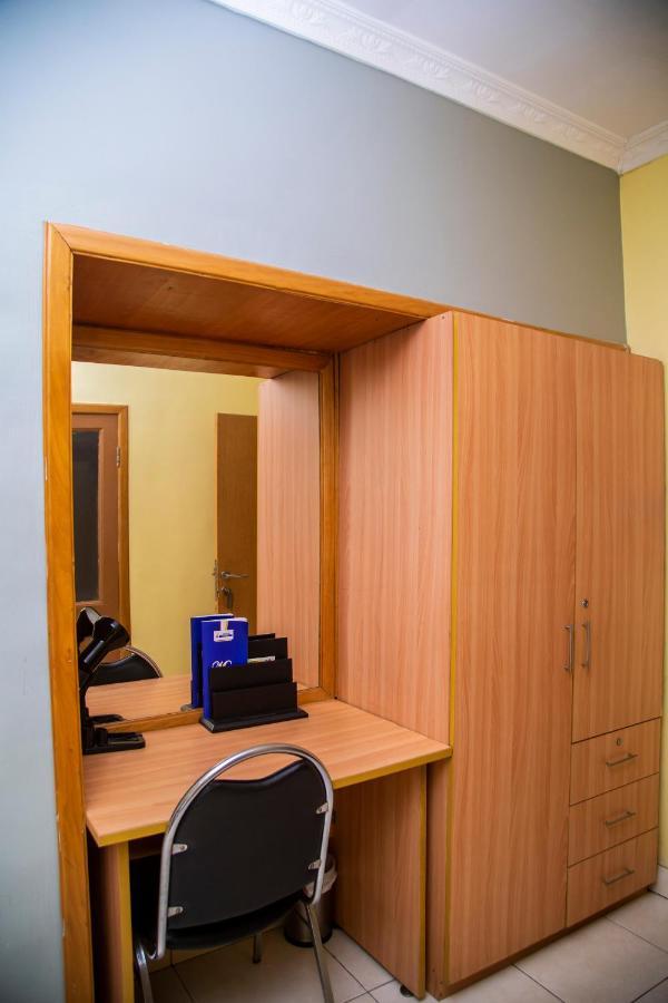 Airside Hotel Аккра Екстер'єр фото