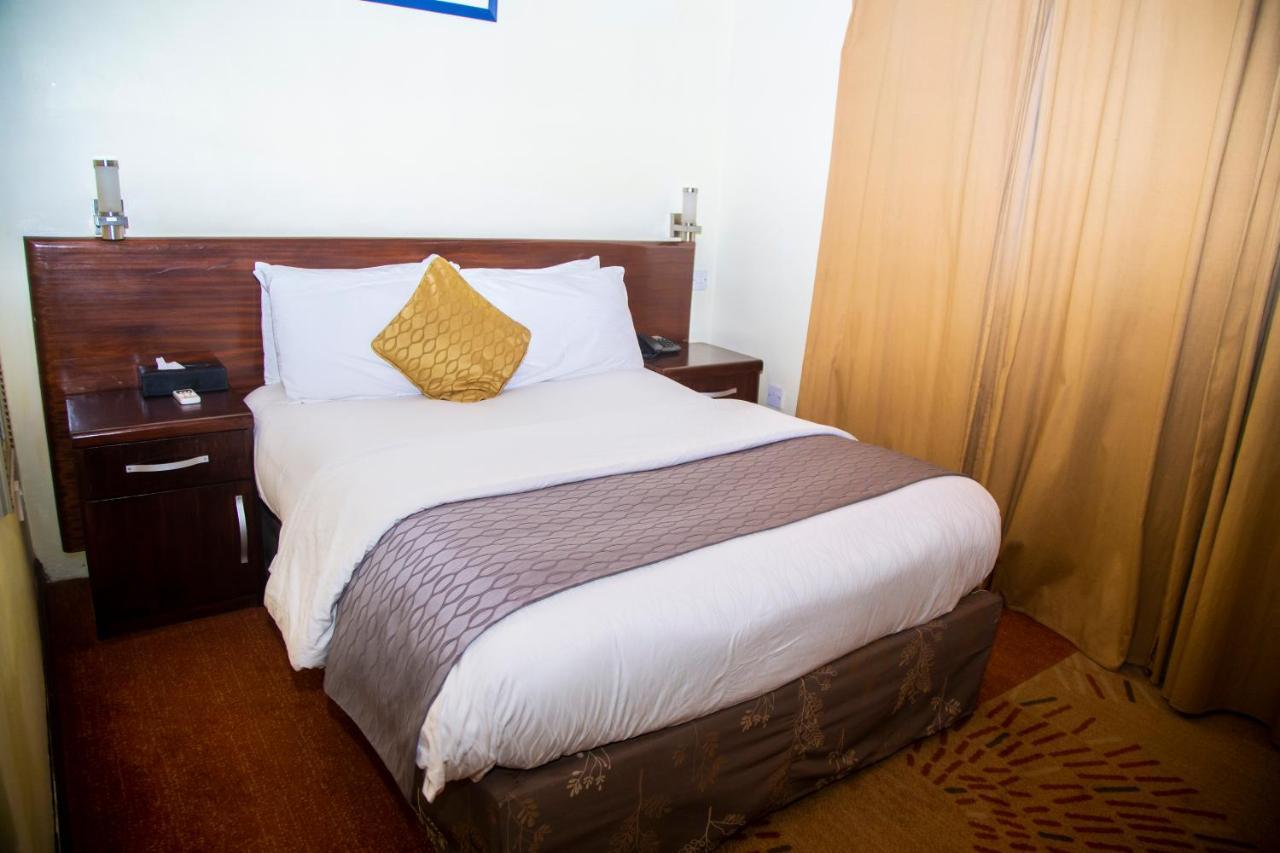 Airside Hotel Аккра Екстер'єр фото