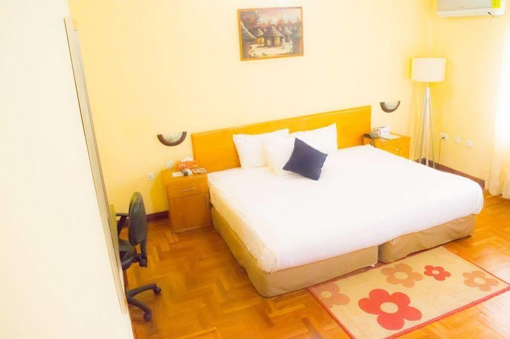 Airside Hotel Аккра Екстер'єр фото